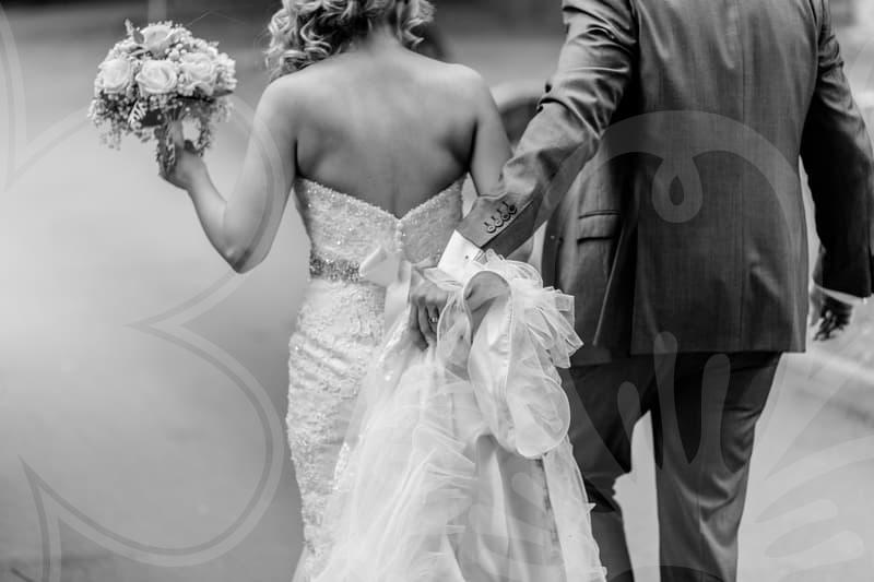 조건에 맞는 배우자를 찾아주는 전문적인 알선 과정의 냉정한 현실과 성공 전략